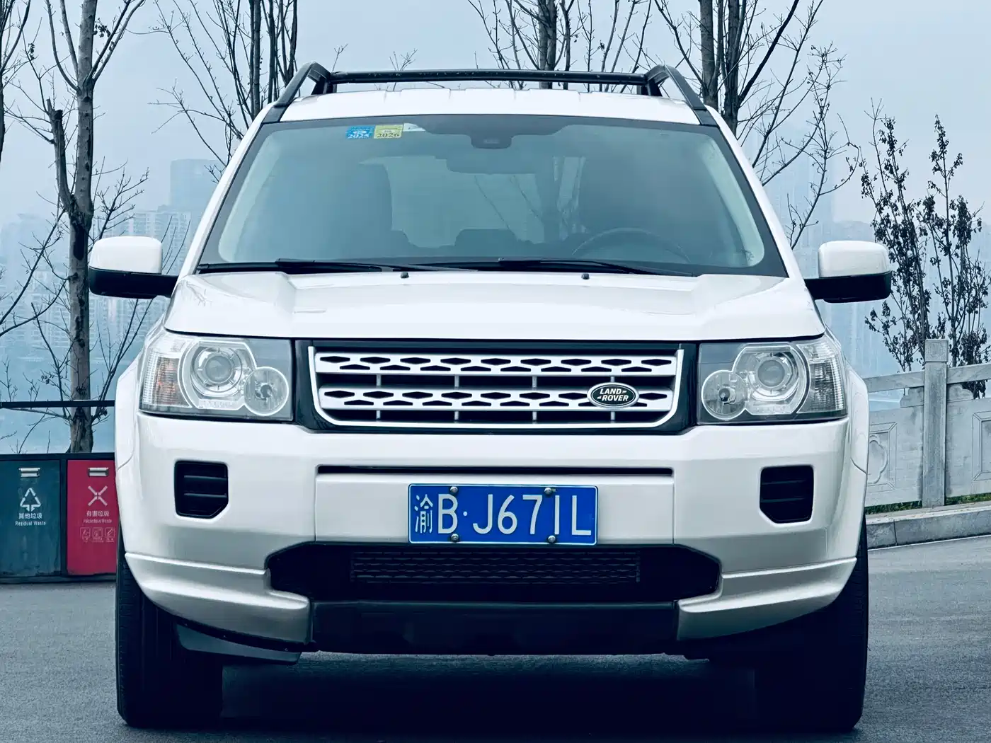 Land Rover Freelander 2 2010 2.2 TD4 Automatic SE Diesel фото 4