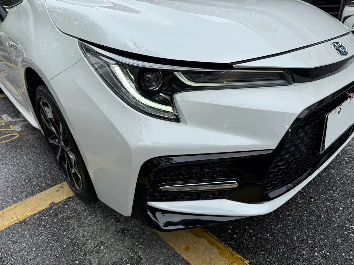 Toyota Levin 2021 Dual Engine 1.8H E-CVT Sport фото 14