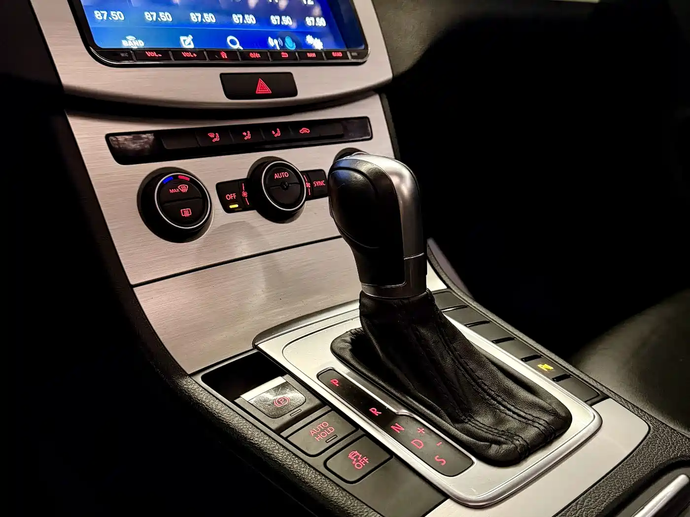 Volkswagen Magotan 2015 1.8TSI Leading фото 23