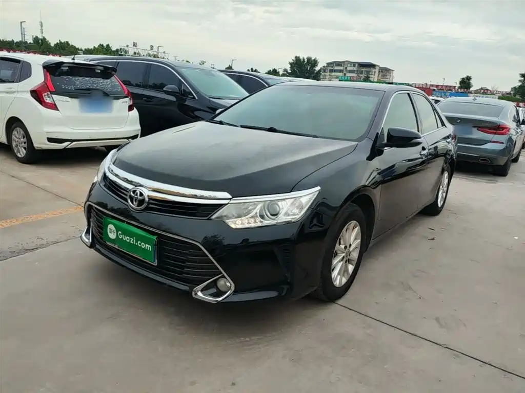 Toyota Camry 2016 2.0E 10th Anniversary Elite Edition