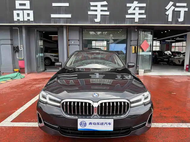 BMW 5 Рестайлинг, 530Li, Лидер, M Спорт-пакет