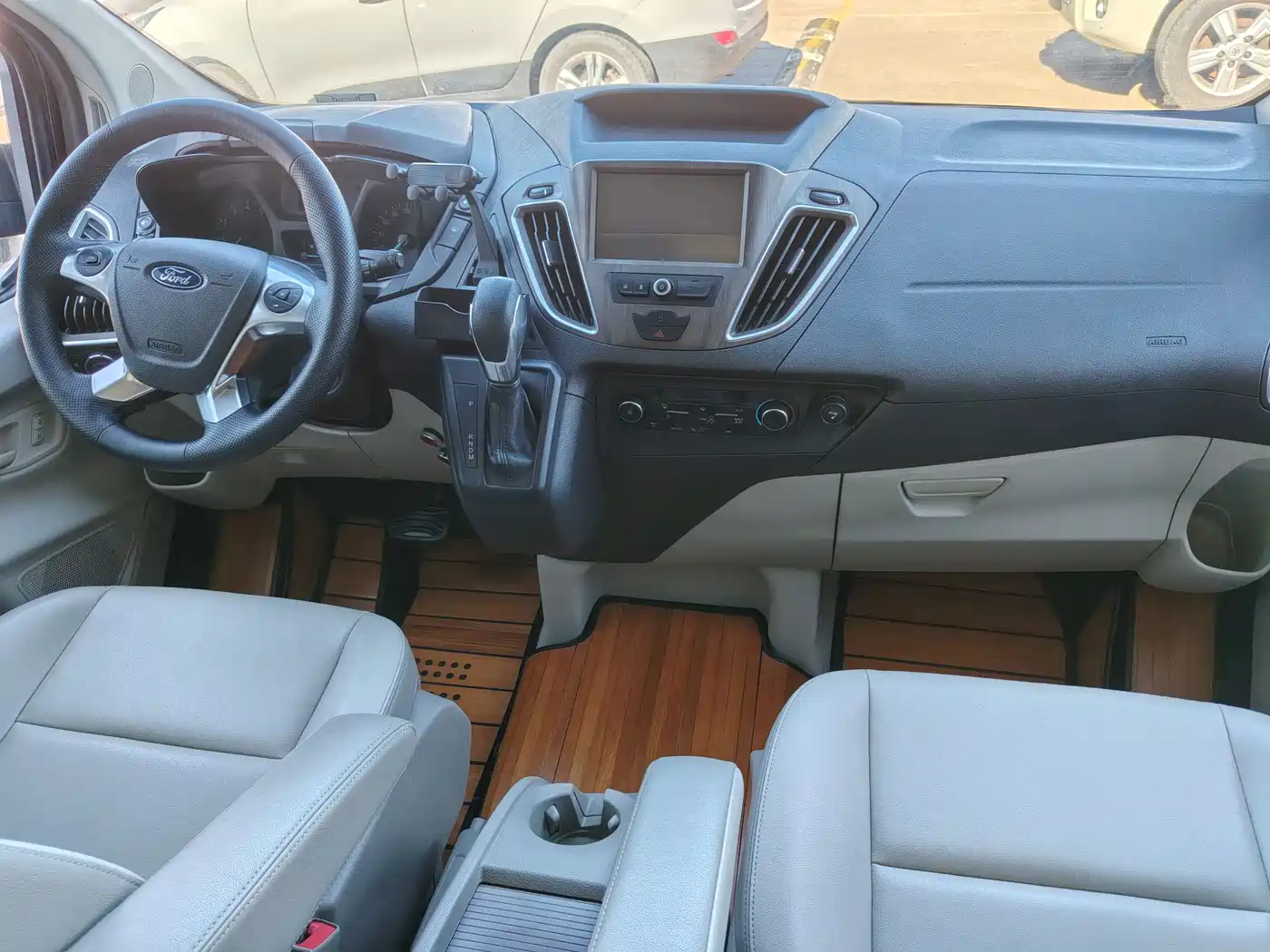 Ford Tourneo 2021 2020 2.0T Auto Jingrui Edition China VI
