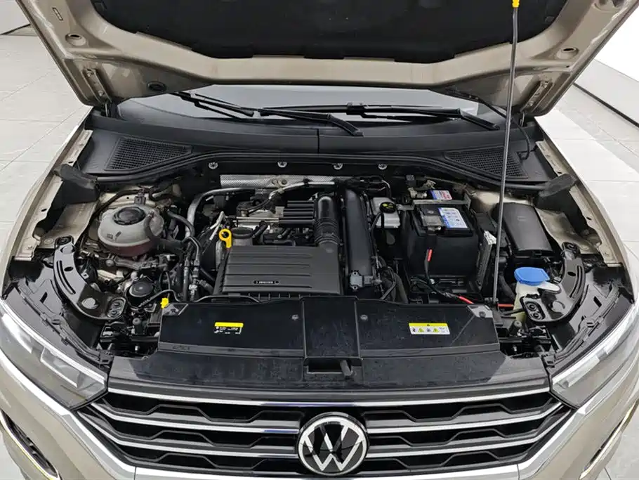 Фото 10 - Volkswagen T-ROC