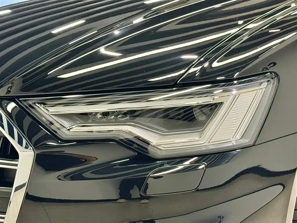Audi A6L 2025 Model Year Facelift 40 TFSI Luxury Sport фото 8