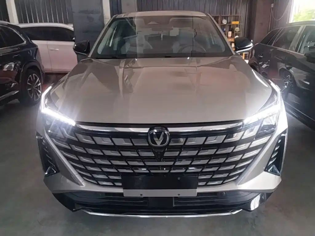 Changan UNI-Z 2025 2025 1.5T Luxury Edition