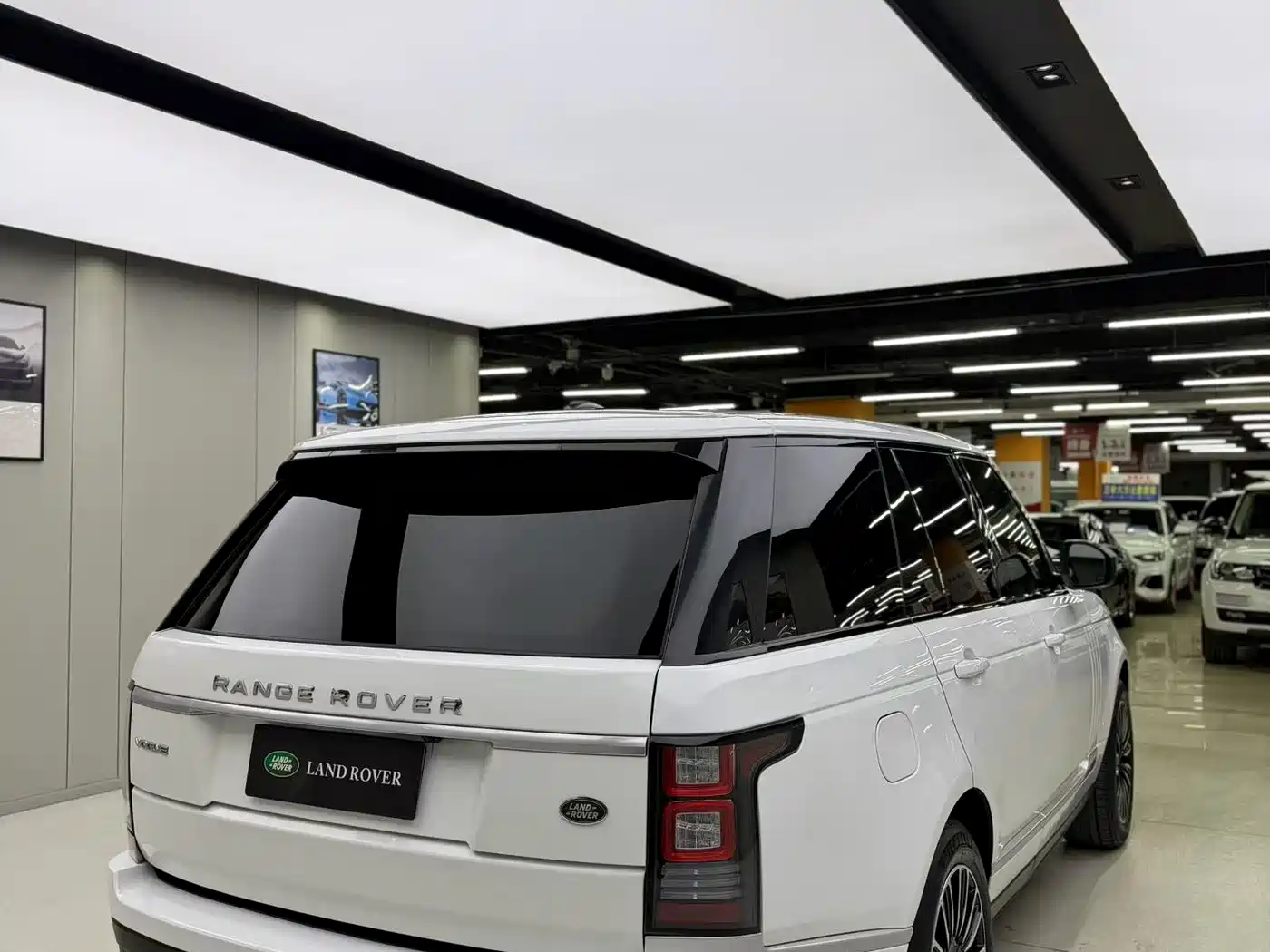 Land Rover Range Rover 2014 3.0 SC V6 Vogue фото 6