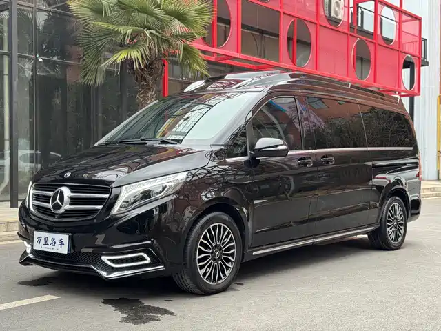 MERCEDES-BENZ V CLASS