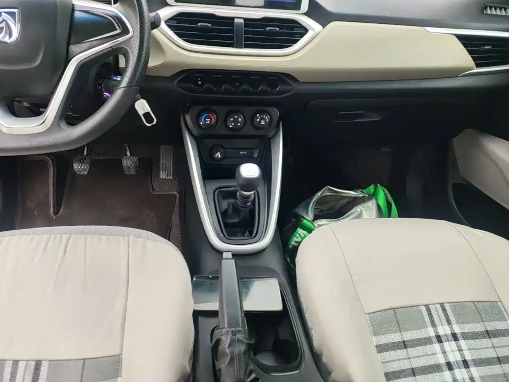 Baojun 510 2018 2017 1.5L Manual Comfort