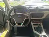 Фото 10 - Geely Vision