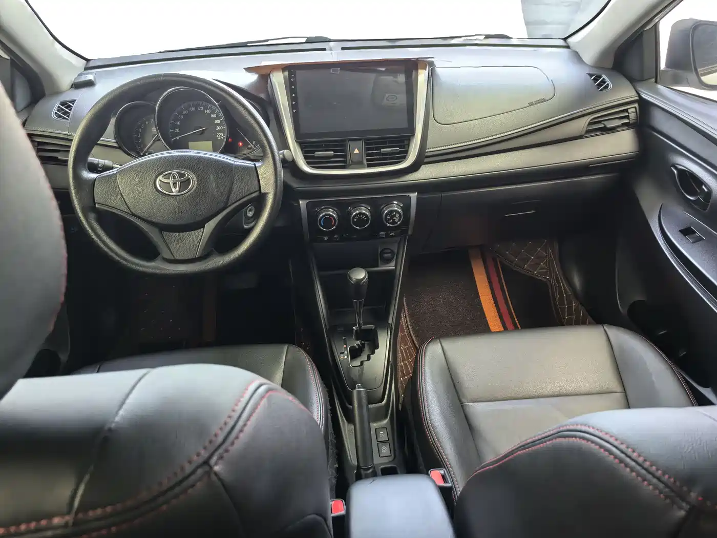 Toyota YARiS L Zhi Xuan 2016 Facelift 1.5E CVT Charming Edition фото 6