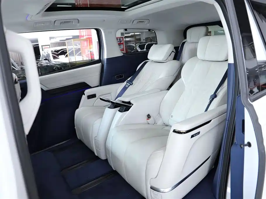 Buick Century 2023 2023 2.0T 6-Seat World Edition