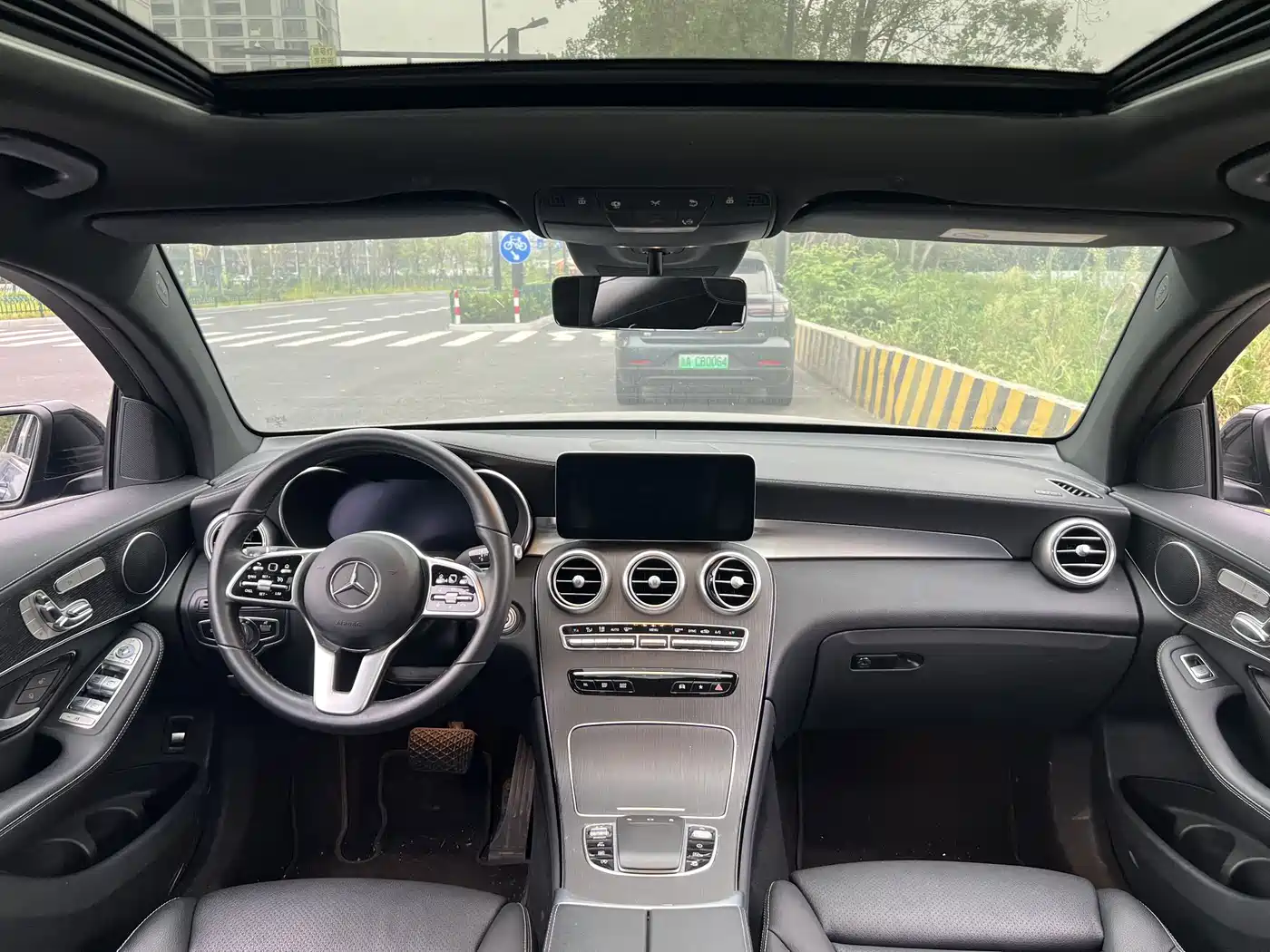 Photo 23 - Mercedes-Benz GLC Coupe