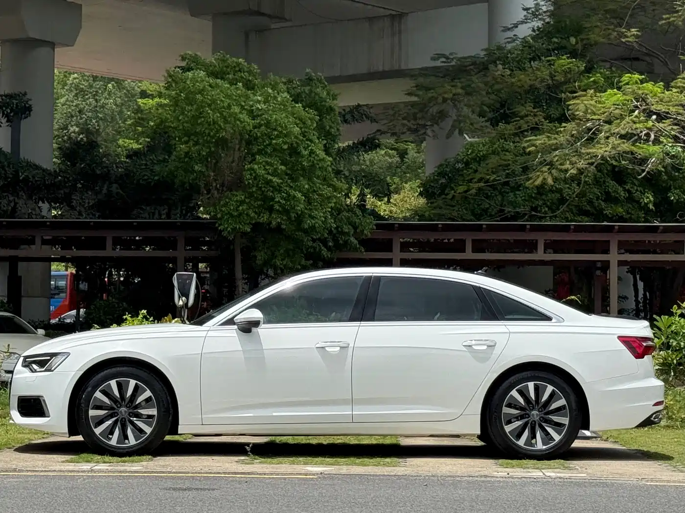 Audi A6L 2019 45 TFSI Premium Elegance фото 6