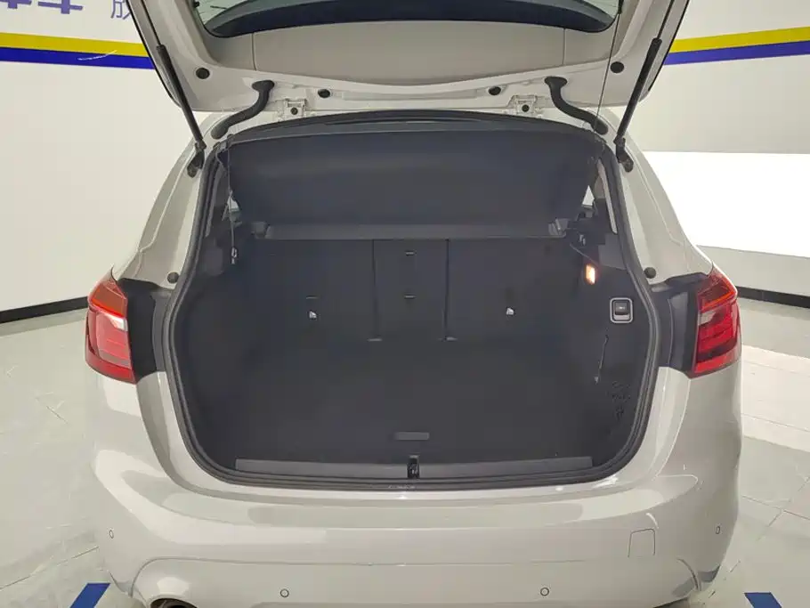 BMW 2 Series Touring 2019 2018 218i Luxury Line