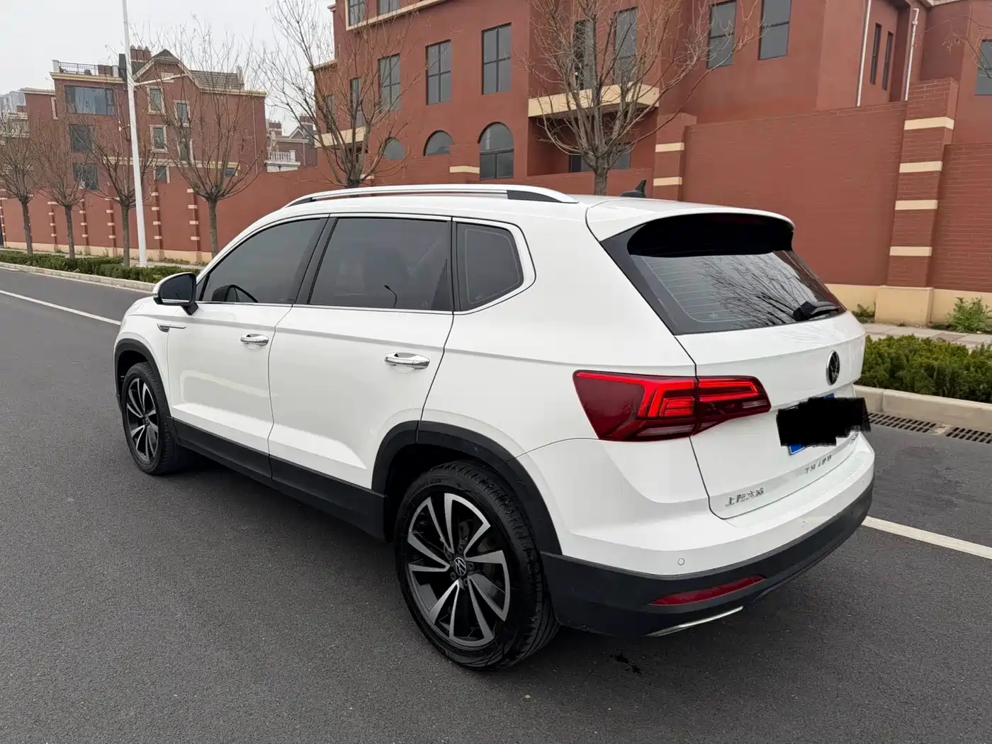 Volkswagen Tharu 2022 280TSI FWD Luxury Edition фото 7