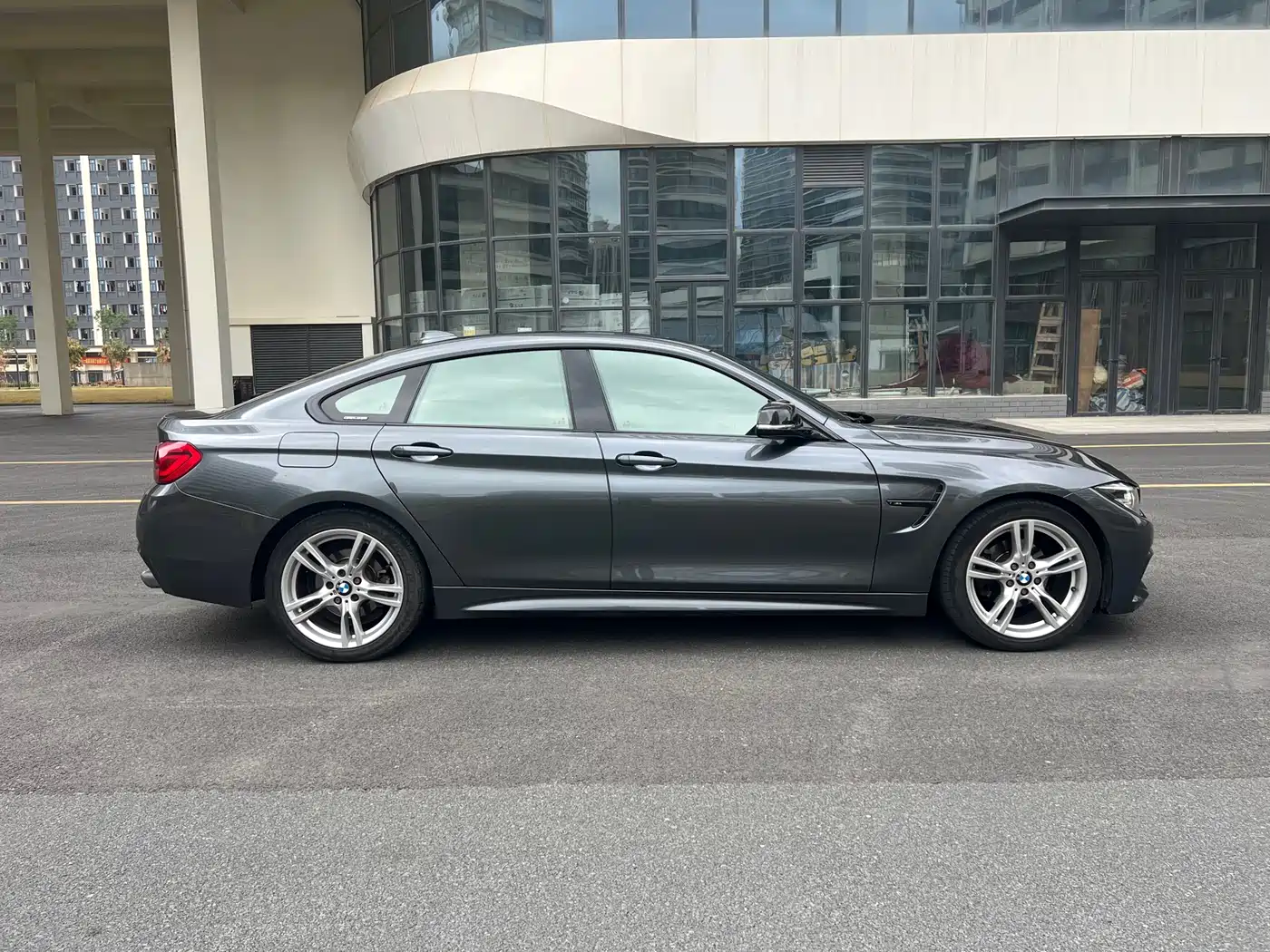 BMW 4 Series 2017 425i Gran Coupe Leading M Sport Package фото 7
