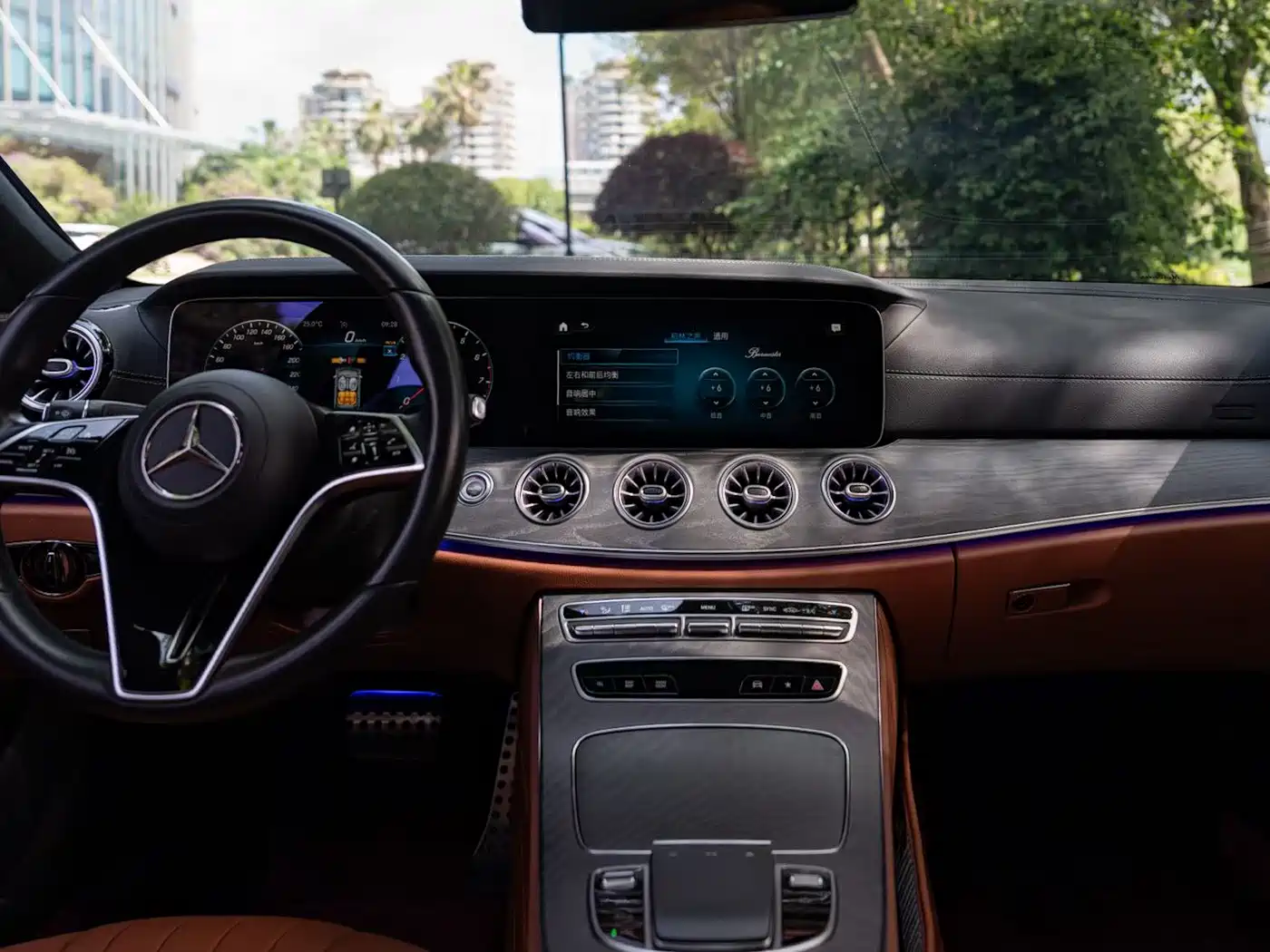 MERCEDES-BENZ CLS