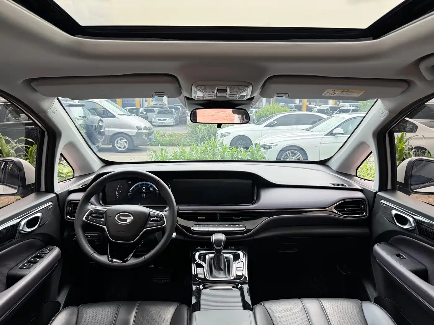GAC Trumpchi Trumpchi M6 2025 Basic Model фото 9