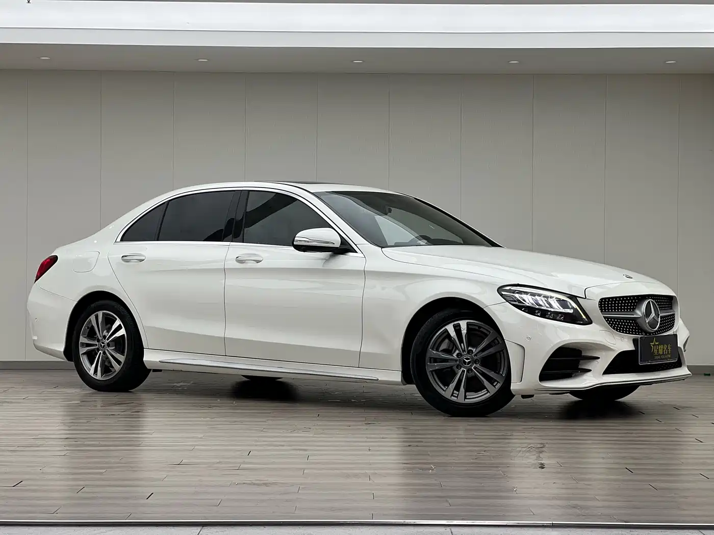 Mercedes-Benz C-Class 2019 C 180 L Fashion Sport Edition фото 2