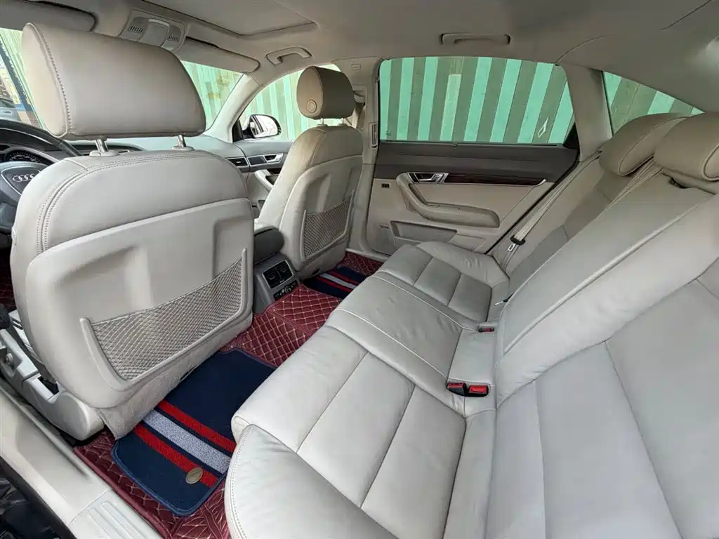 Audi A6L 2011 3.0 TFSI quattro Luxury фото 8