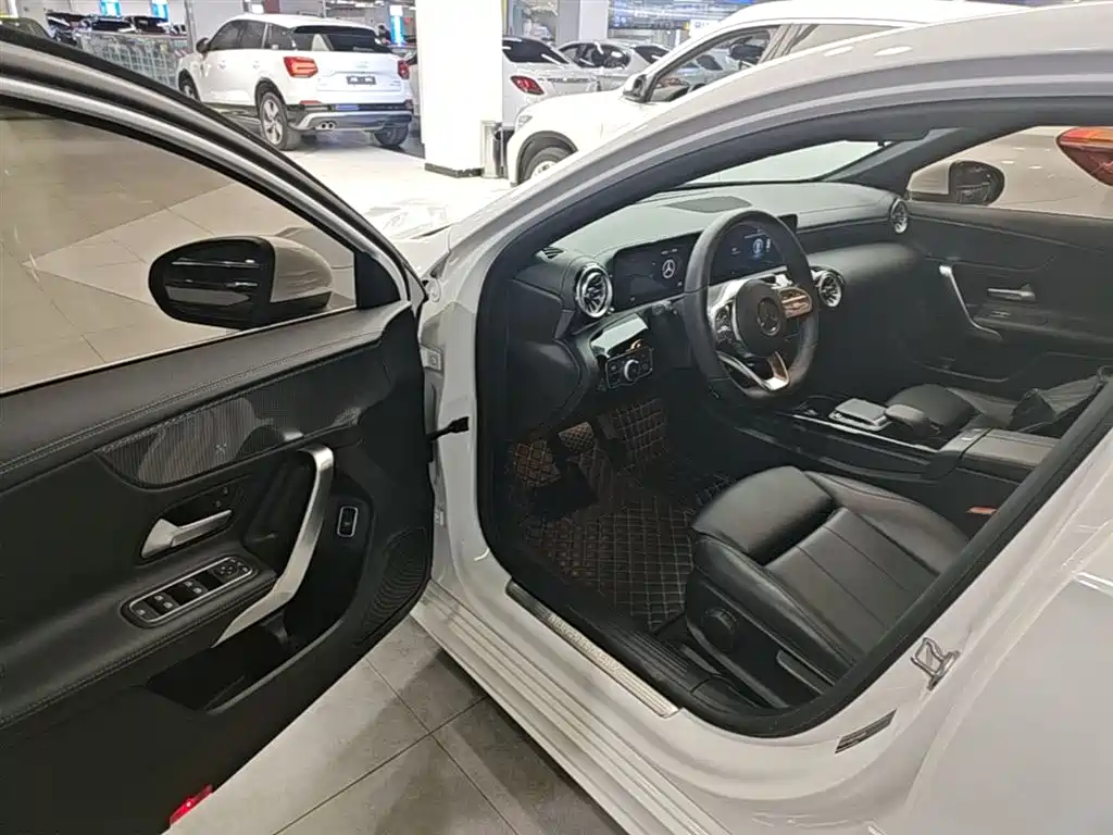Mercedes-Benz A-Class 2022 Facelift A 200 L Sport Sedan Fashion Style фото 16