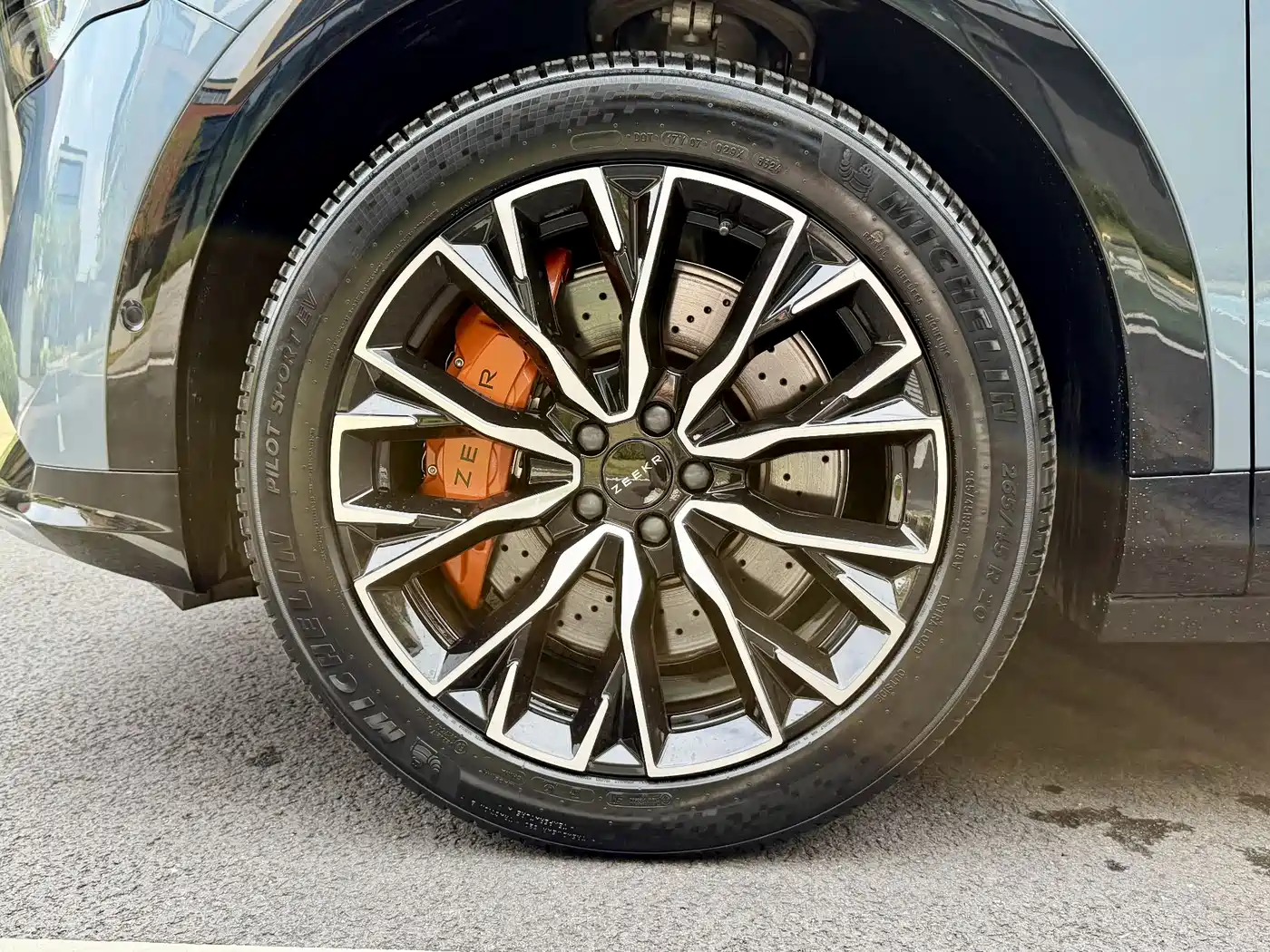 ZEEKR EXTREME KRYPTON 7X