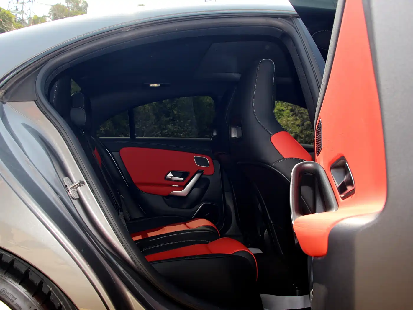 Mercedes-Benz CLA AMG 2024 Facelift AMG CLA 35 4MATIC фото 3