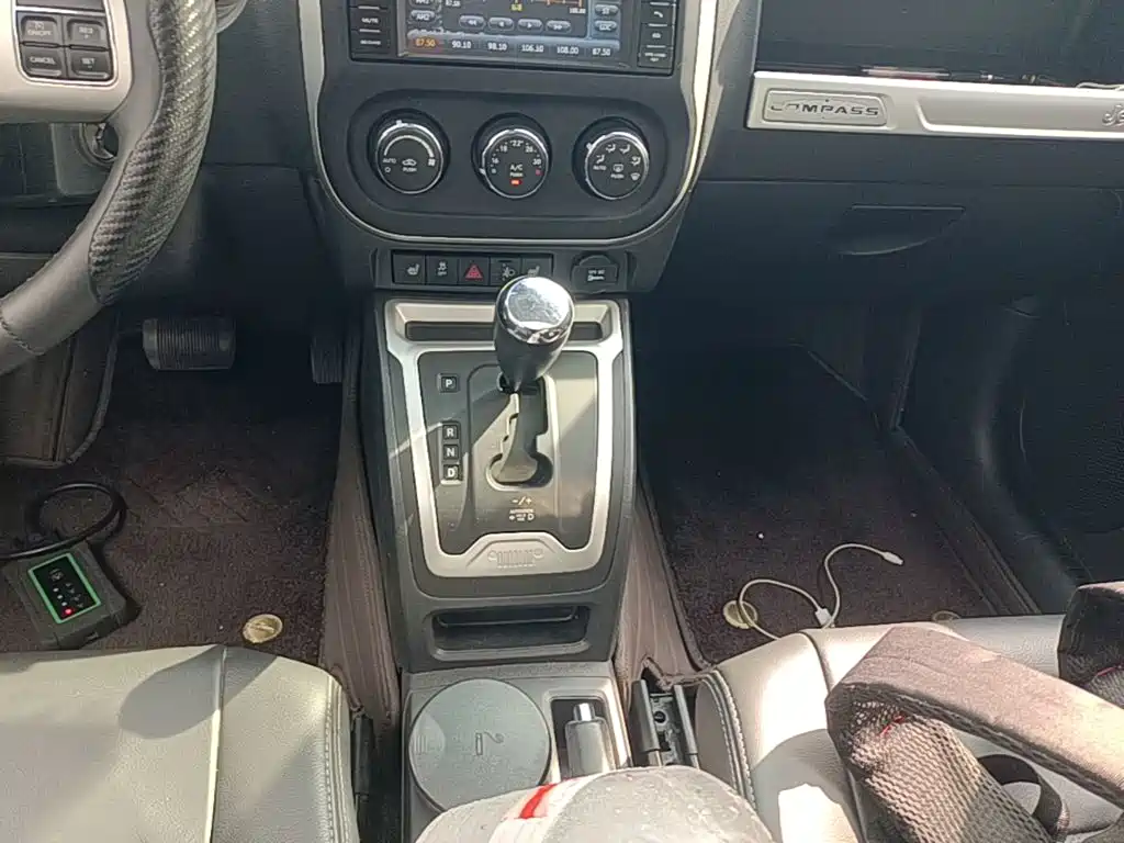 Jeep Compass (Import) 2014 2014 2.0L 2WD Luxury Edition