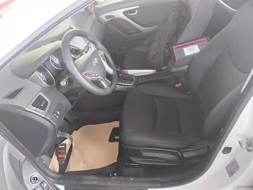 Hyundai Langdong 2015 1.6L Auto Trend фото 15