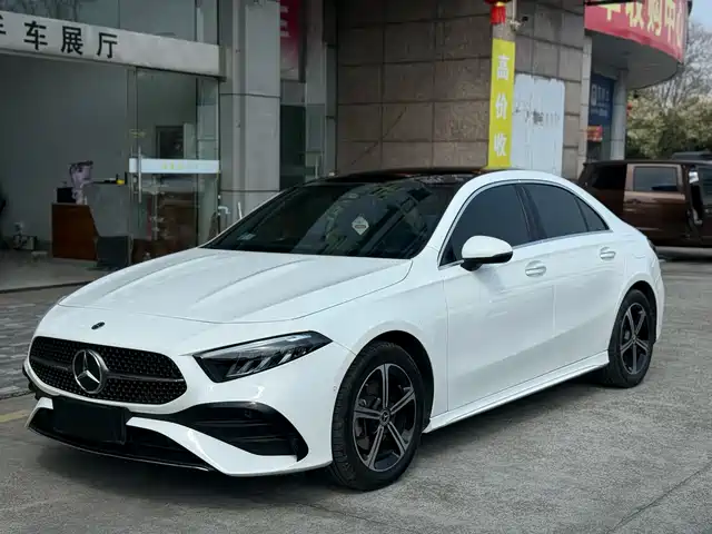 Фотография MERCEDES-BENZ CLASS A