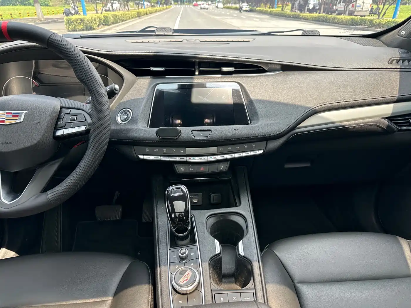 Cadillac XT4 2020 28T FWD Leading Trim фото 16