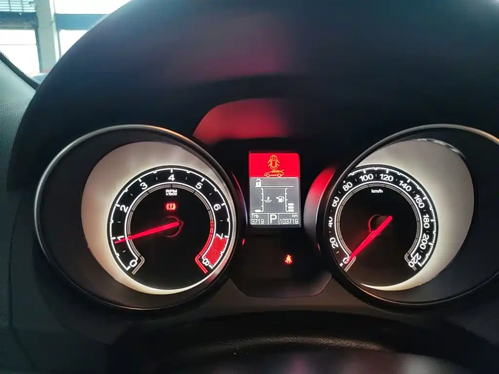 MG GT 2017 2016 1.4TGI TST Dual Clutch Premium Edition