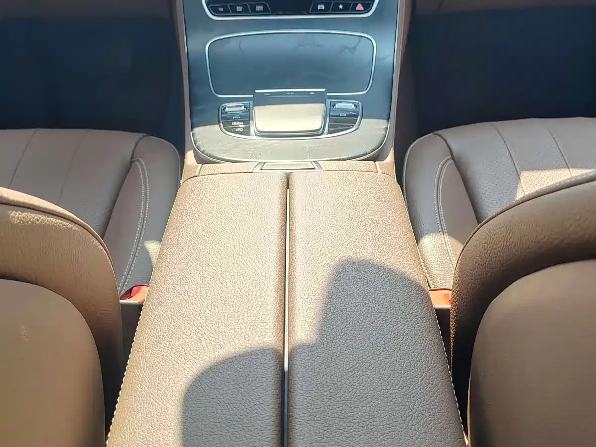 Mercedes-Benz E-Class (Import) 2023 E 260 Fashion Sport Edition фото 10