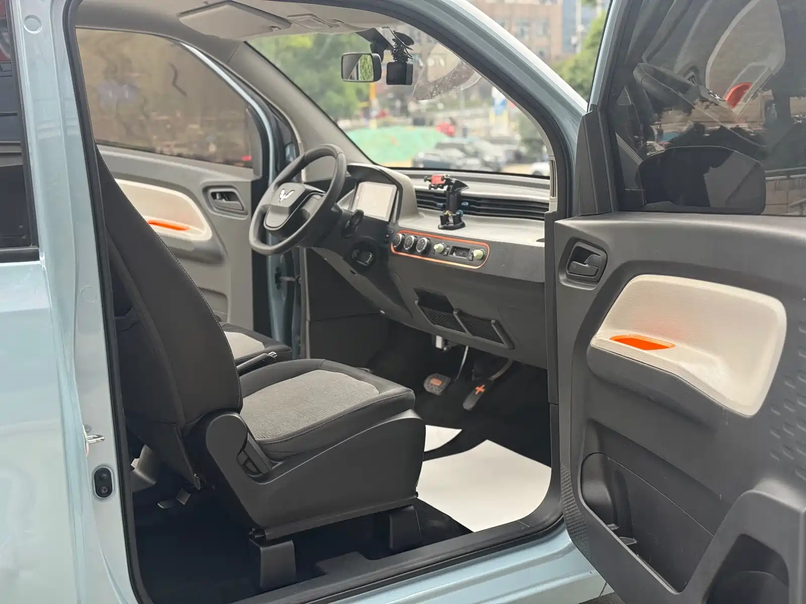 Фото 6 - Wuling Motors Hongguang MINIEV