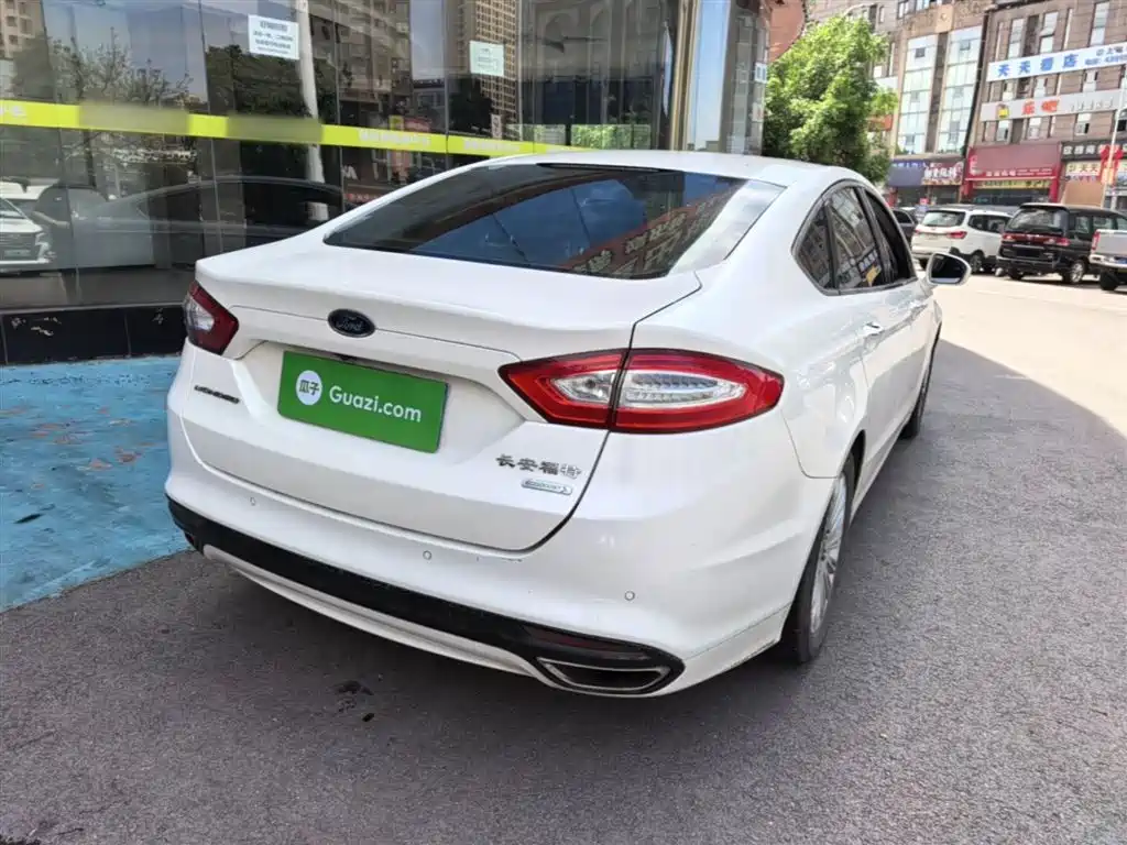 FORD MONDEO