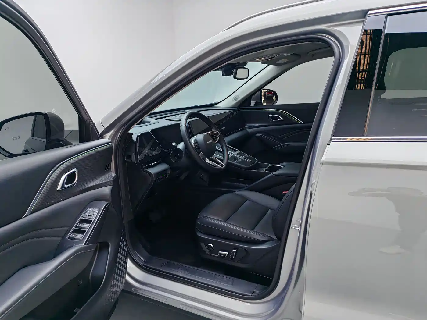 Haval Xiaolong MAX 2024 2023 1.5L Hi4 105 4WD Smart Flagship