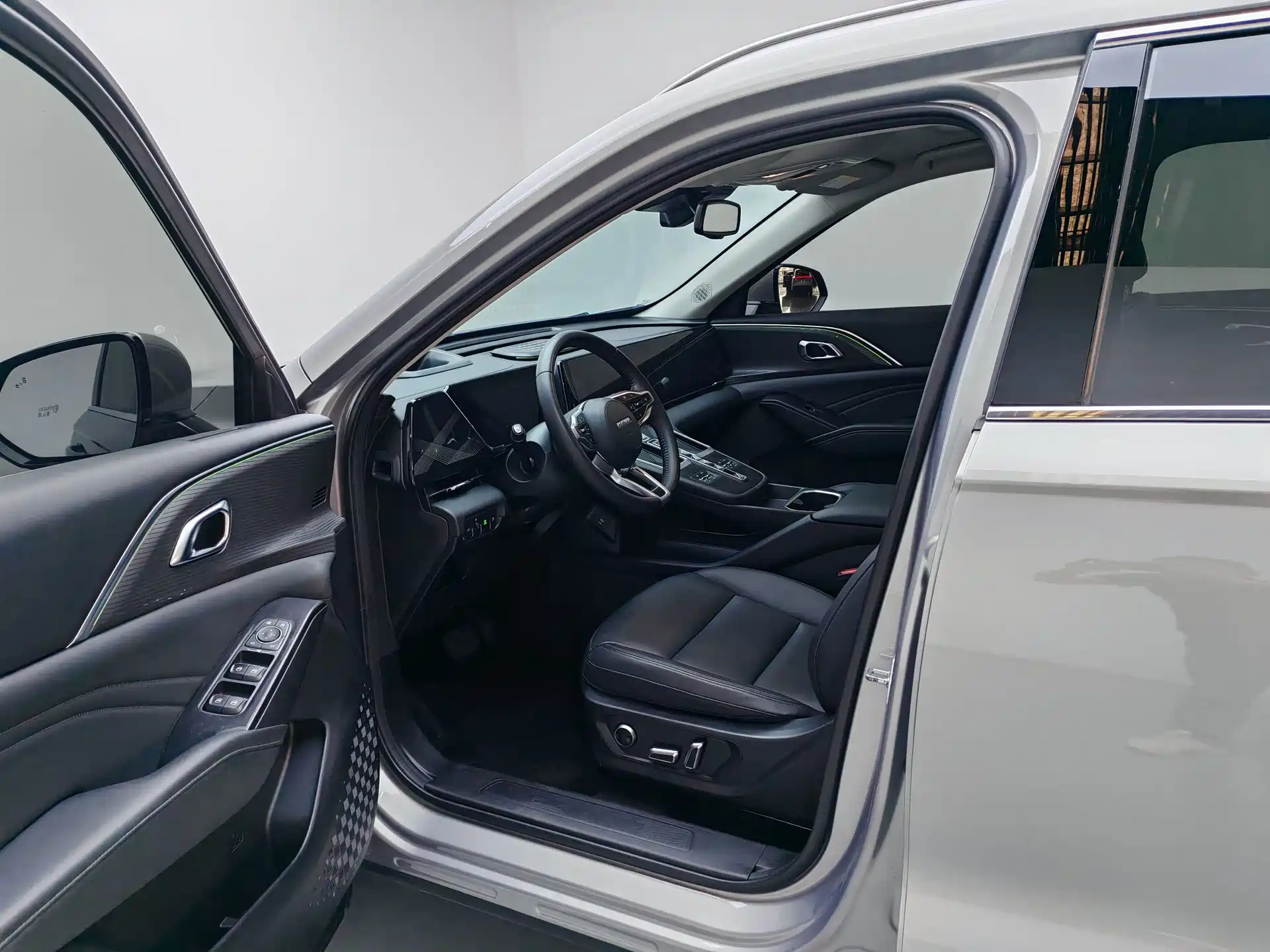 Фото 6 - Haval Xiaolong MAX