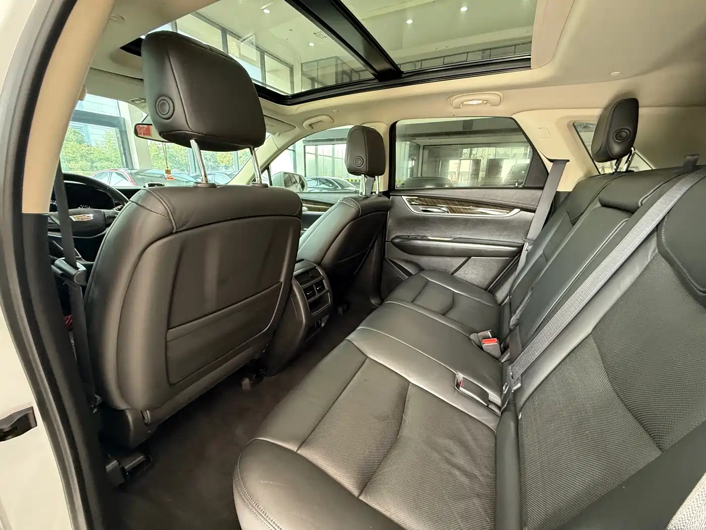 Cadillac XT5 2016 25T Luxury Model фото 15