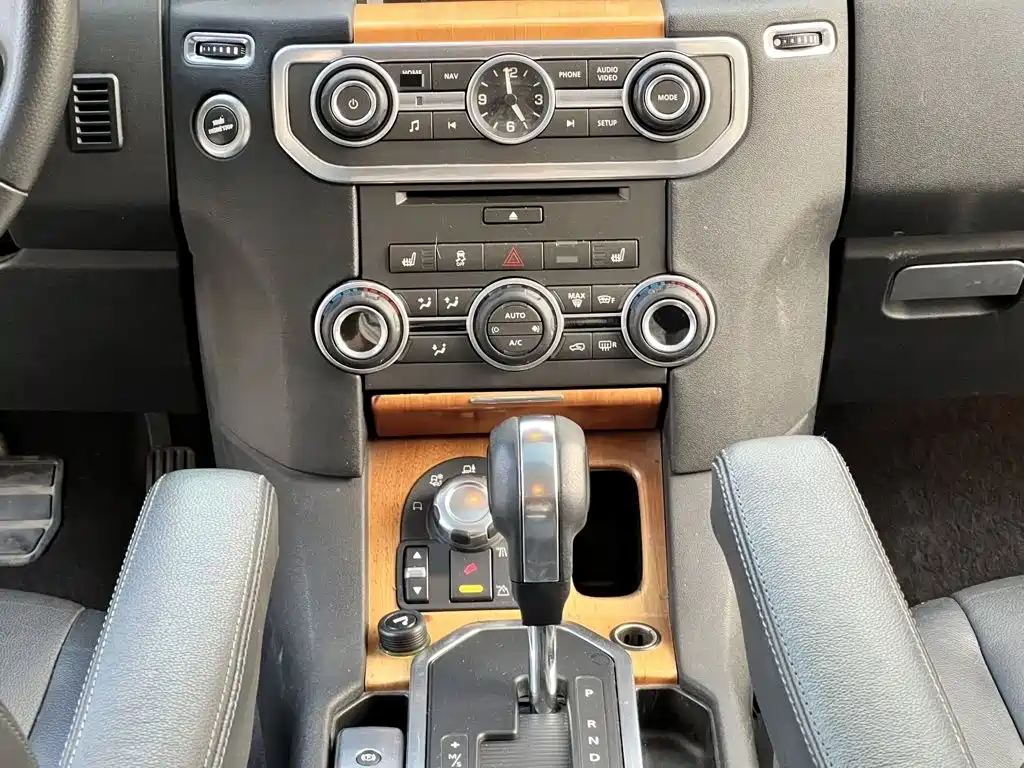 Photo 22 - Land Rover Discovery