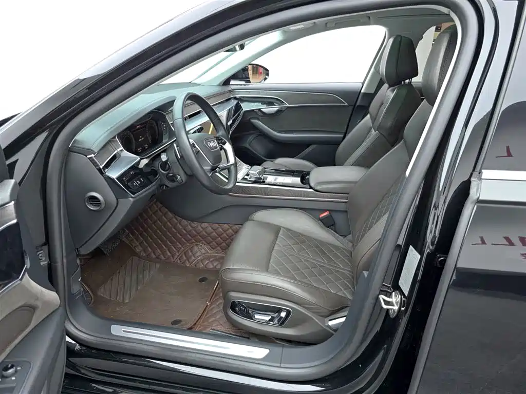 Audi A8 2021 A8L 50 TFSI quattro Comfort фото 5