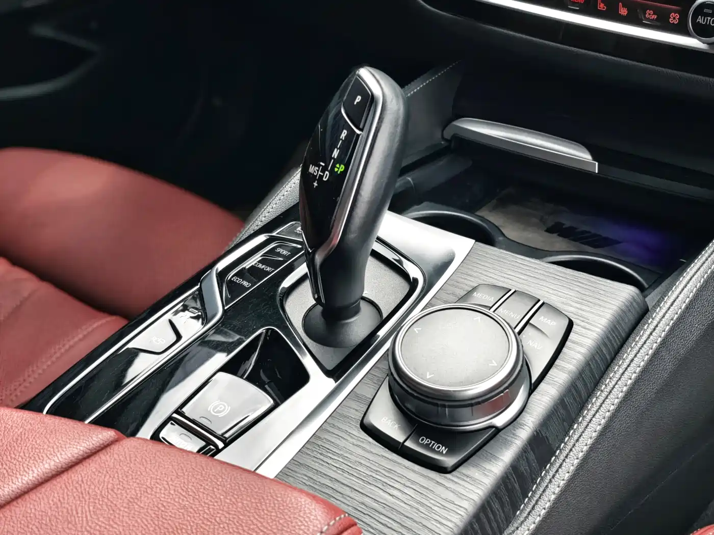 BMW 5 Series 2022 Facelift II 530Li Premium Package M Sport фото 13