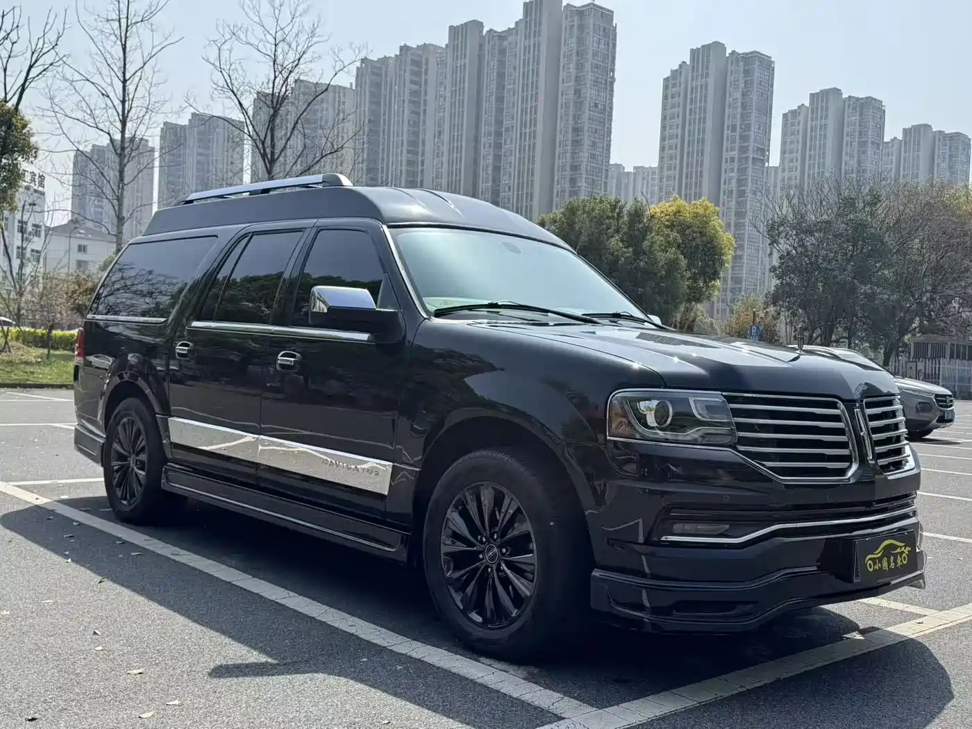 LINCOLN NAVIGATOR