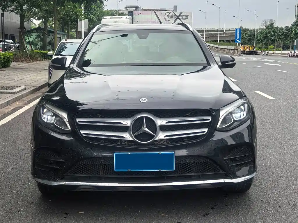 Mercedes-Benz GLC 2019 GLC 260 4MATIC Dynamic фото 2