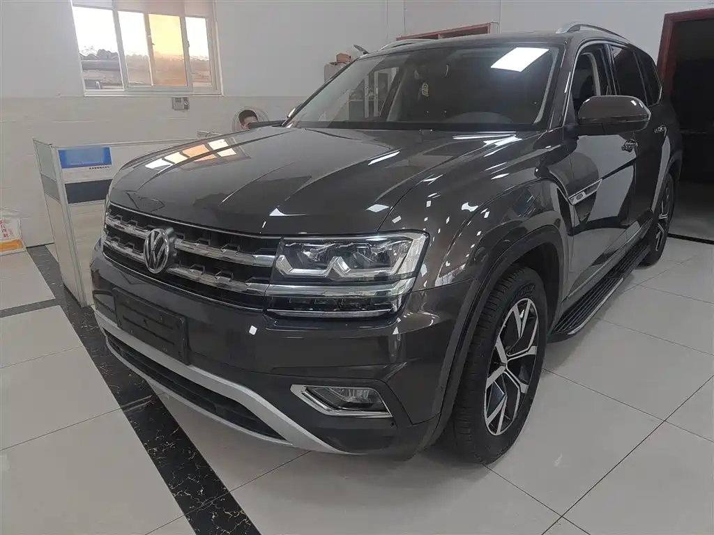 Volkswagen Teramont 2020 Facelift 330TSI 2WD Luxury фото 2