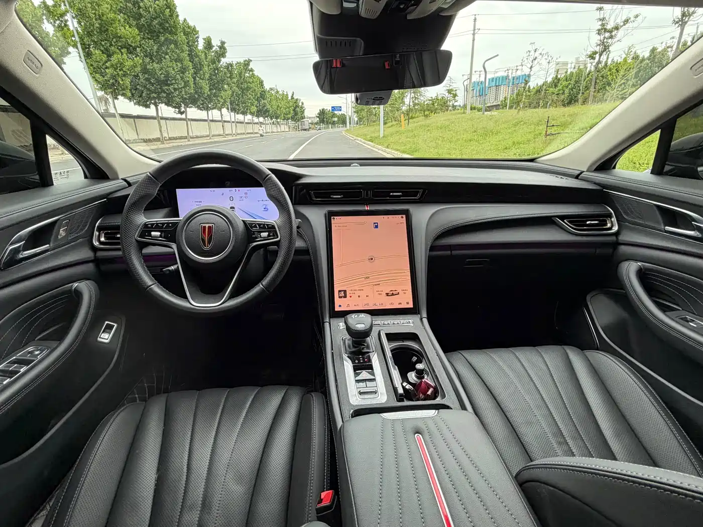 Hongqi H5 2024 2.0T Automatic Smart Connect Flag Smooth Edition фото 10