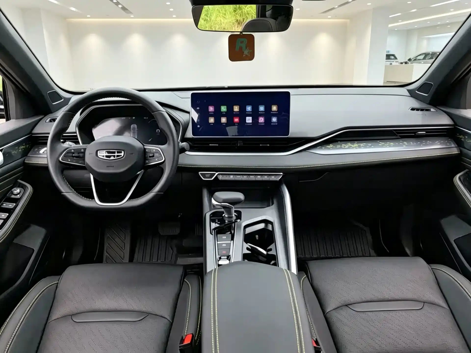 Фото 5 - Geely Preface