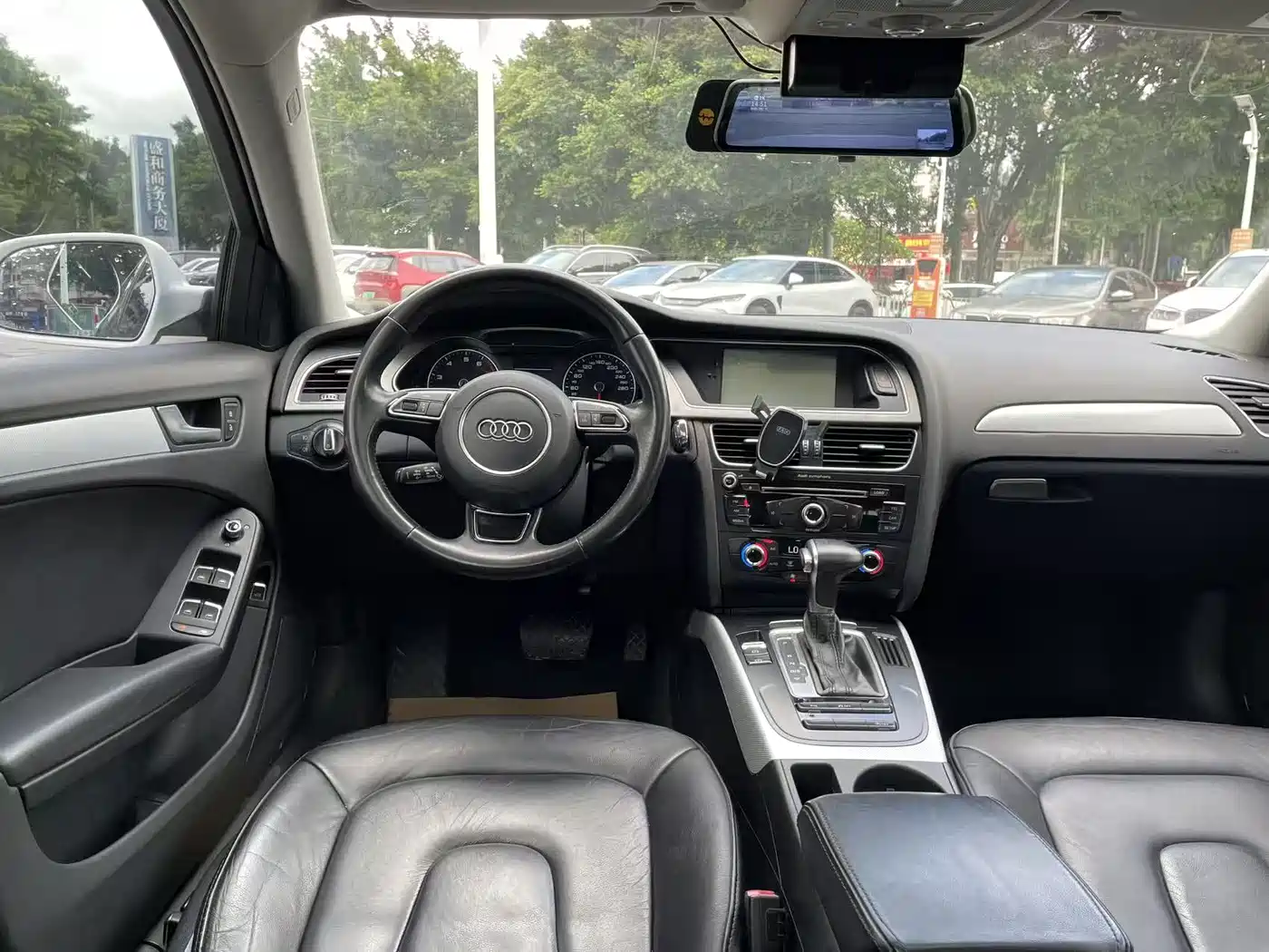 Audi A4L 2016 35 TFSI Automatic Standard фото 14