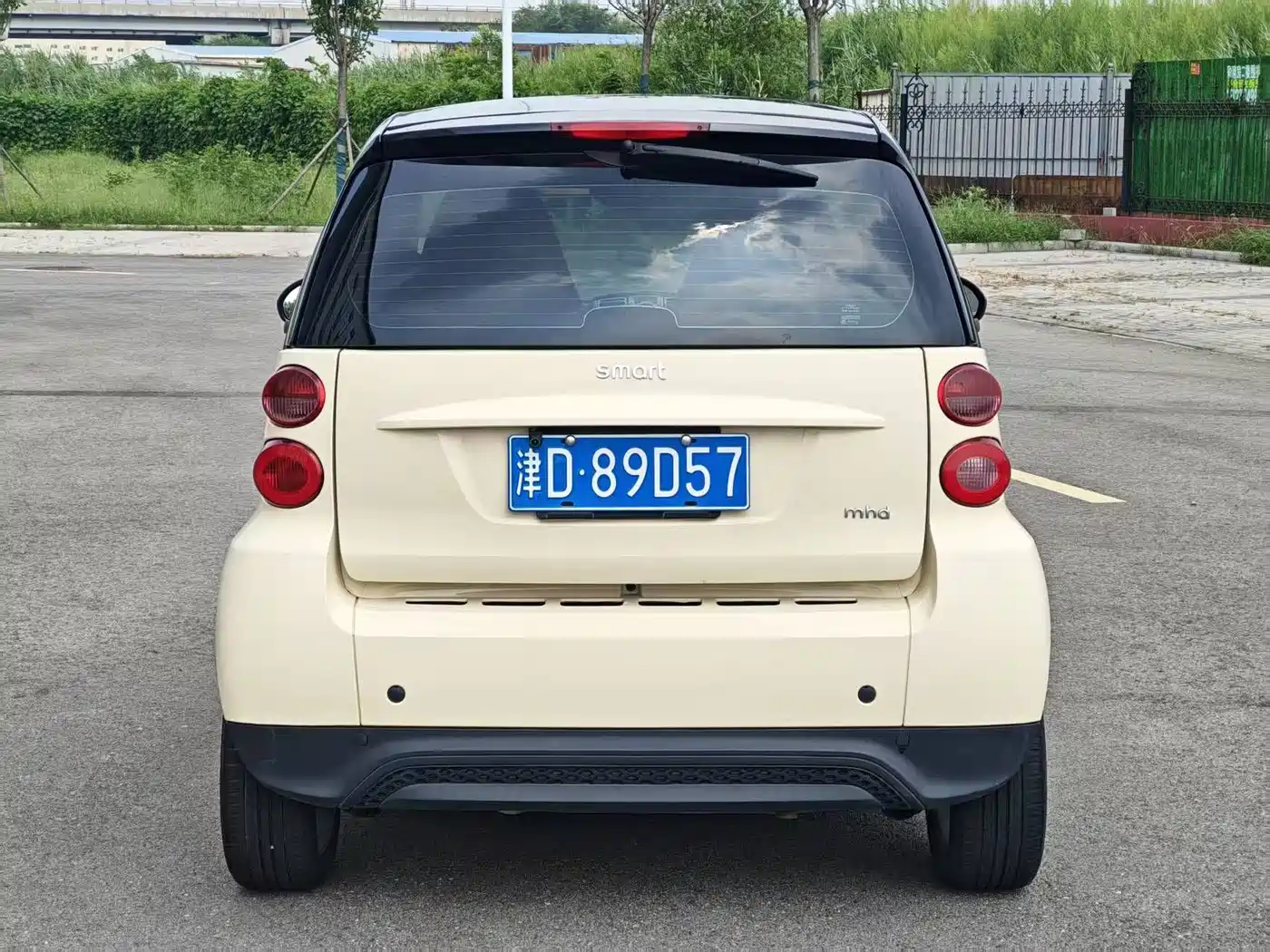 smart fortwo 2013 2012 1.0 MHD Hardtop Standard