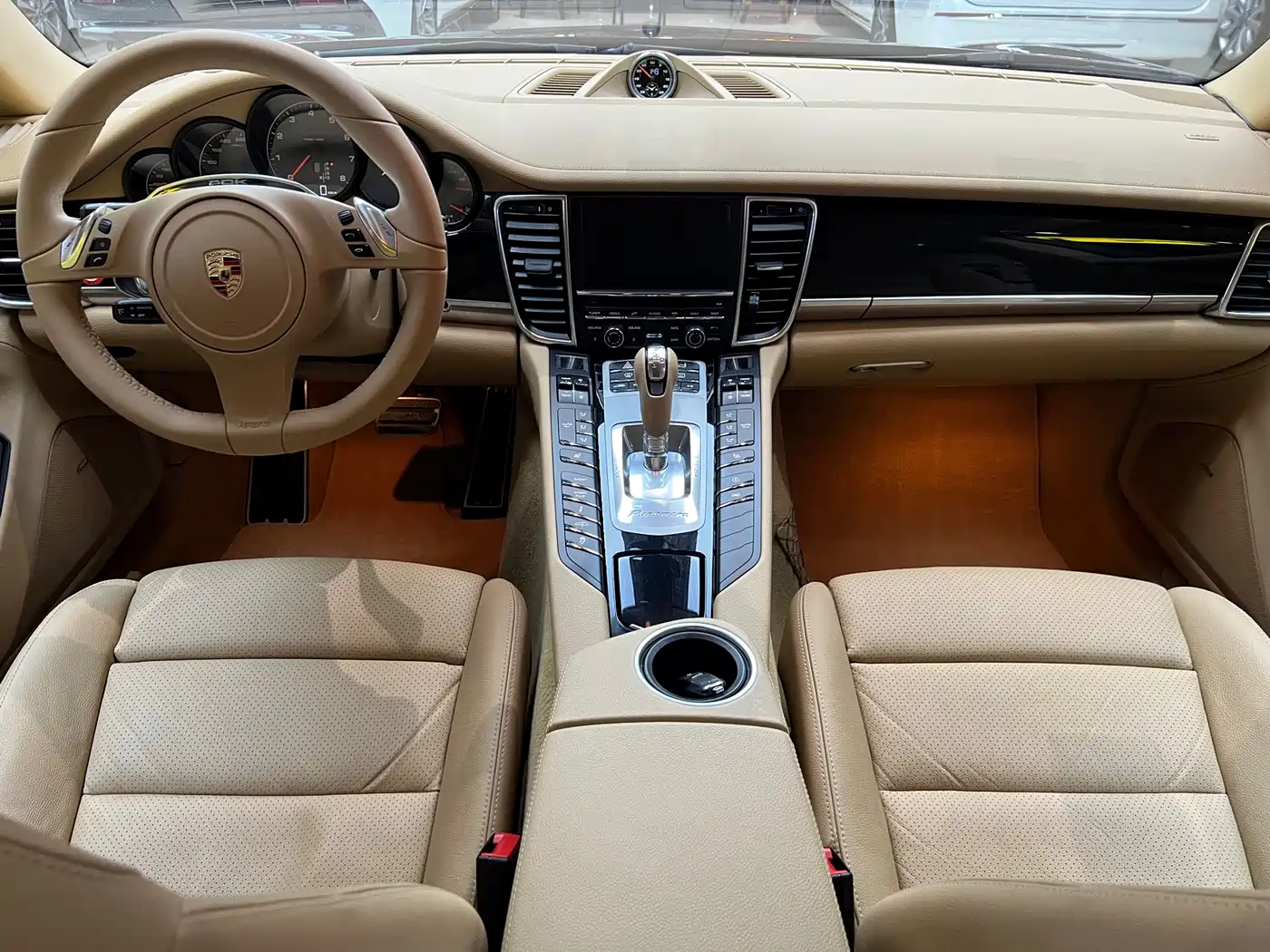 Porsche Panamera 2014 Panamera 3.0T фото 11