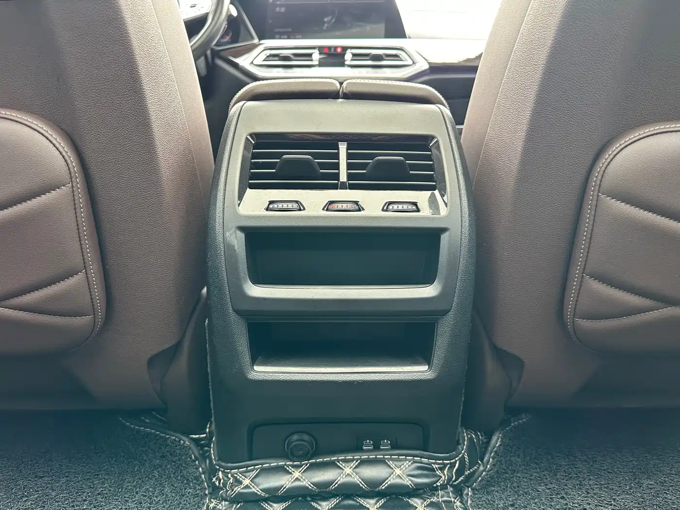 BMW X5 2022 xDrive 30Li Premium M Sport Package фото 14